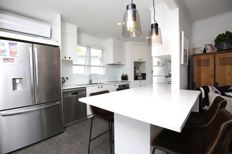 Photo of property in 54 Helena Street, Massey, Auckland, 0614