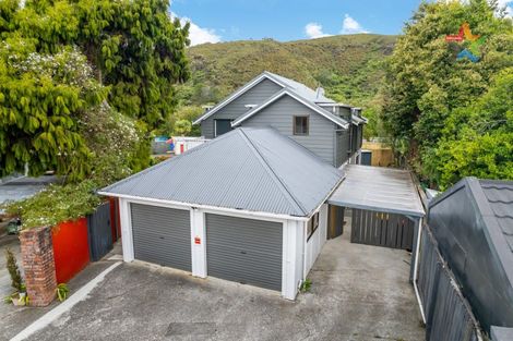Photo of property in 2a Burke Grove, Naenae, Lower Hutt, 5011