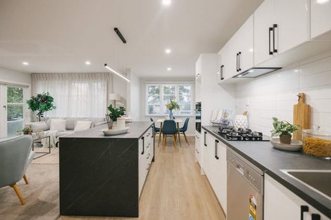 Photo of property in 15 Peters Avenue, Cloverlea, Palmerston North, 4412