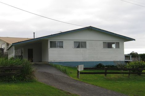 Photo of property in 4 Sea View Road, Leigh, 0985