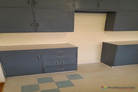 Photo of property in 7 Hallberry Road, Mangere East, Auckland, 2024