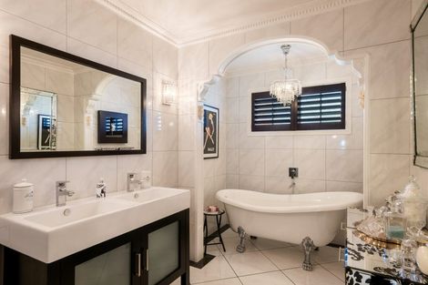 Photo of property in 61 Sunbrae Drive, Silverstream, Upper Hutt, 5019