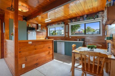 Photo of property in 72 West View Crescent, Onerahi, Whangarei, 0110