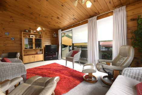 Photo of property in 62 Cumberland Crescent, Welcome Bay, Tauranga, 3112