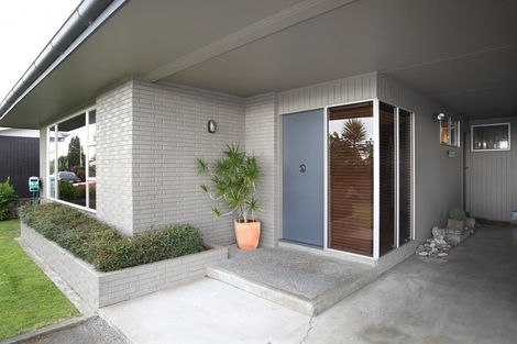 Photo of property in 92 Napier Road, Havelock North, 4130