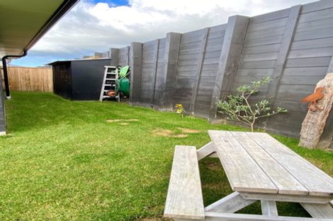 Photo of property in 42 Union Drive, Papamoa, 3118