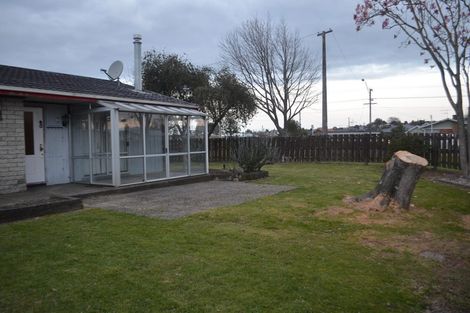 Photo of property in 2 Mountbatten Place, Dinsdale, Hamilton, 3204