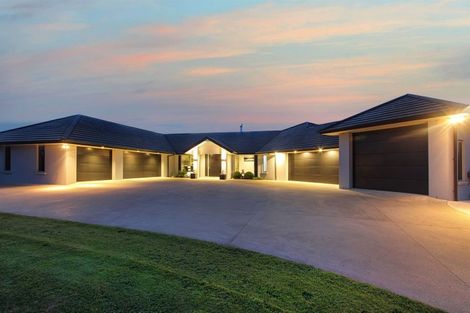 Photo of property in 3 Millbrook Drive, Waiuku, 2683