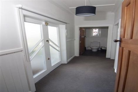 Photo of property in 16 Burrows Place, Frankton, Hamilton, 3204