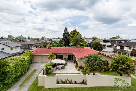 Photo of property in 10 Madill Road, St Andrews, Hamilton, 3200