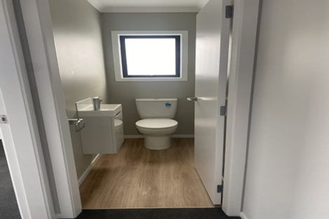 Photo of property in 14 Koru Loop, Paraparaumu, 5032