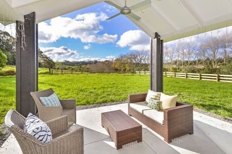 Photo of property in 669 Kahikatea Flat Road, Waitoki, Kaukapakapa, 0871