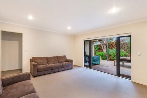 Photo of property in 12 Cabernet Close, Rototuna, Hamilton, 3210