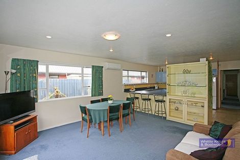 Photo of property in 5 Cherrywood Place, Redwood, Christchurch, 8051