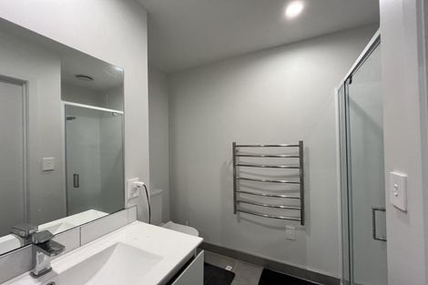 Photo of property in 8/1 Fruitvale Road, New Lynn, Auckland, 0600