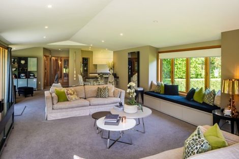 Photo of property in 87 Woodburn Drive, Takapu Valley, Wellington, 5028