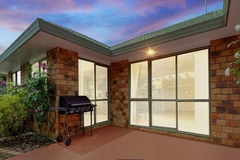 Photo of property in 4 Jeannie Way, Waikanae Beach, Waikanae, 5036