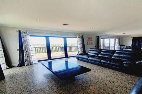 Photo of property in 37 Purser Crescent, Flagstaff, Hamilton, 3210