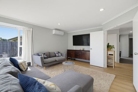 Photo of property in 5a Woodgrove Avenue, North New Brighton, Christchurch, 8083