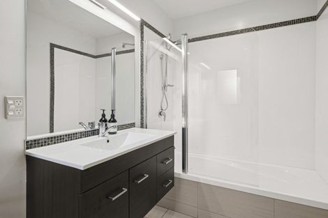 Photo of property in 45 Burma Road, Khandallah, Wellington, 6035