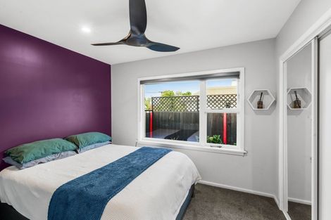 Photo of property in 41 Liverton Crescent, Bishopdale, Christchurch, 8053