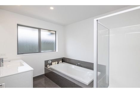 Photo of property in 50 Hakatere Road, Pegasus, 7612