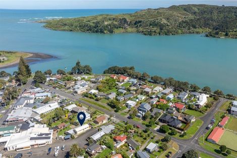 Photo of property in 17b Wallis Street, Raglan, 3225