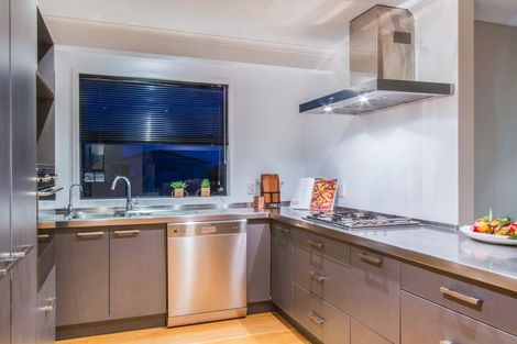 Photo of property in 12e Bluefin Way, West Harbour, Auckland, 0618