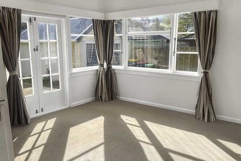 Photo of property in 39 Straven Road, Riccarton, Christchurch, 8011