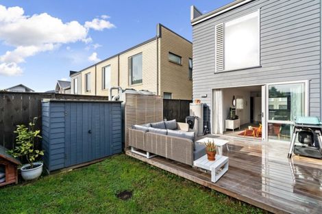 Photo of property in 10 Shelduck Way, Hobsonville, Auckland, 0616
