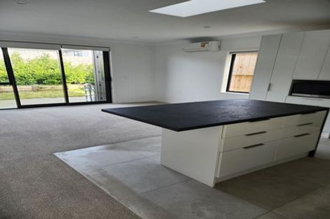 Photo of property in 48 Kilcadden Drive, Flat Bush, Auckland, 2019