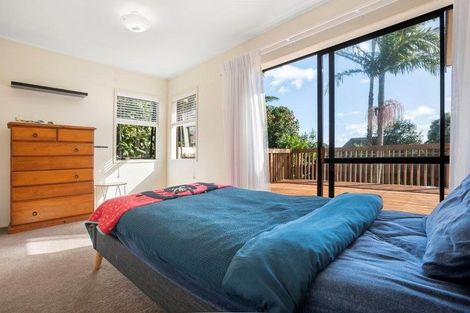 Photo of property in 2 Litchfield Place, Clarks Beach, 2122