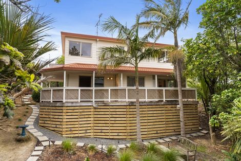 Photo of property in 2/13a Sandspit Road, Cockle Bay, Auckland, 2014