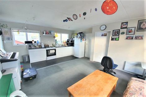 Photo of property in 4/93 Randwick Crescent, Moera, Lower Hutt, 5010