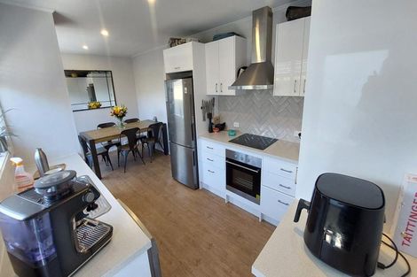 Photo of property in 1/55 Mcfaddens Road, St Albans, Christchurch, 8052