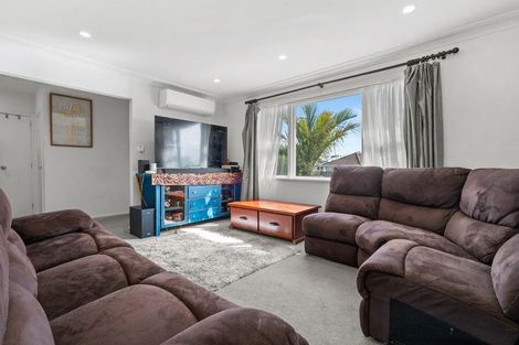 Photo of property in 8 Julian Place, Otara, Auckland, 2023