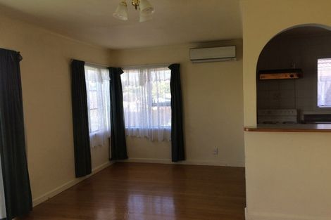 Photo of property in 1/120 Archibald Road, Kelston, Auckland, 0602