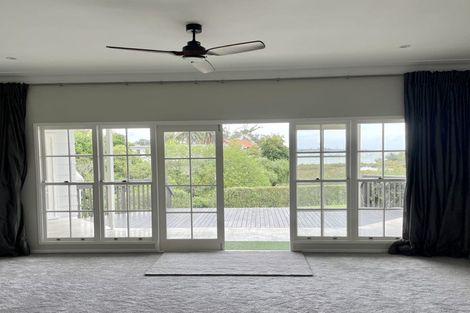 Photo of property in 12 Dowling Place, Pakuranga, Auckland, 2010