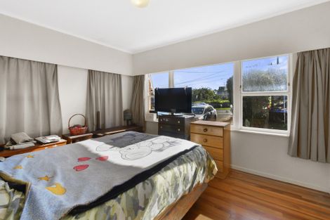 Photo of property in 18 Tawa Crescent, Manurewa, Auckland, 2102