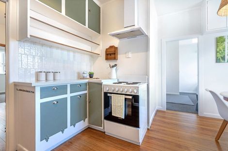 Photo of property in 8 Macdonald Street, Te Hapara, Gisborne, 4010