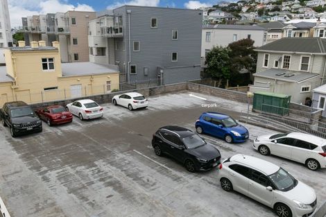 Photo of property in 4f/5 Kent Terrace, Mount Victoria, Wellington, 6011