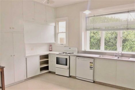 Photo of property in 100 Leinster Road, Merivale, Christchurch, 8014