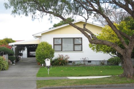 Photo of property in 22 Trinity Crescent, Pirimai, Napier, 4112