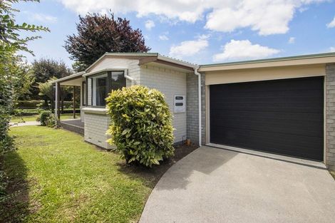 Photo of property in 15 Crossley Street, Katikati, 3129