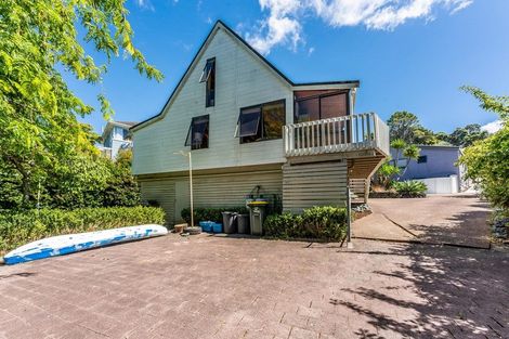 Photo of property in 8 Zealandia Road, Manly, Whangaparaoa, 0930