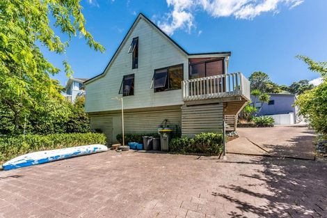 Photo of property in 8 Zealandia Road, Manly, Whangaparaoa, 0930