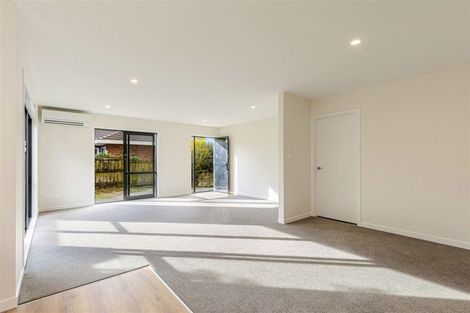 Photo of property in 12a Bluefin Way, West Harbour, Auckland, 0618