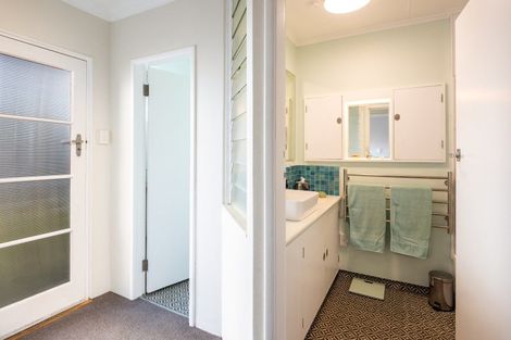 Photo of property in 126 Seaview Road, Westown, New Plymouth, 4310