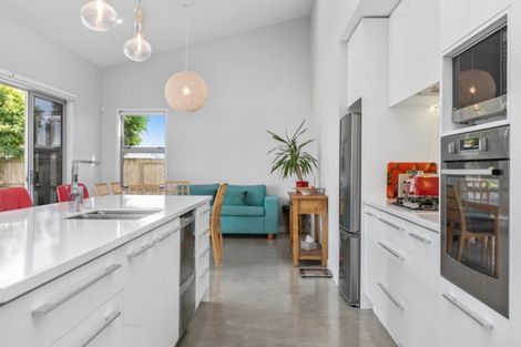 Photo of property in 143 The Boulevard, Papamoa Beach, Papamoa, 3118