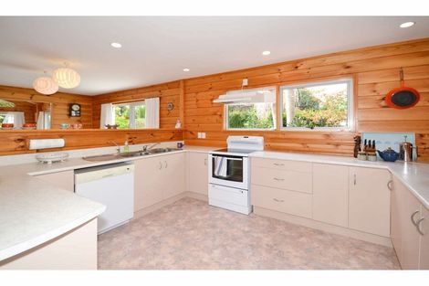 Photo of property in 9 Edkins Road, Kerikeri, 0230